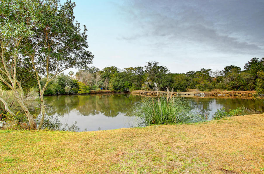 1543 Hidden Bridge Pond